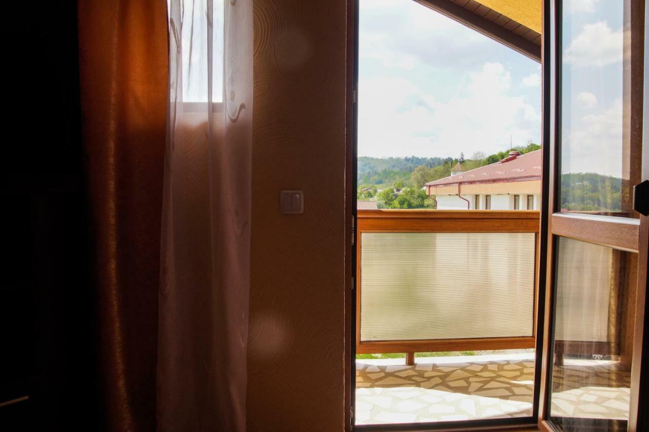 Pensiunea Nicol Hotel Valea Iasului Ngoại thất bức ảnh